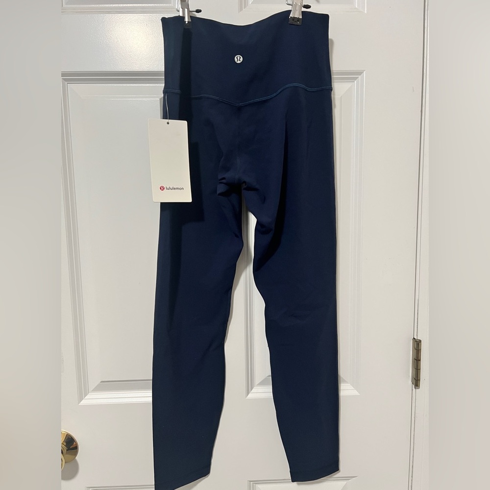 Lululemon Align HR Pant 25" in Navy - Picture 2 of 9